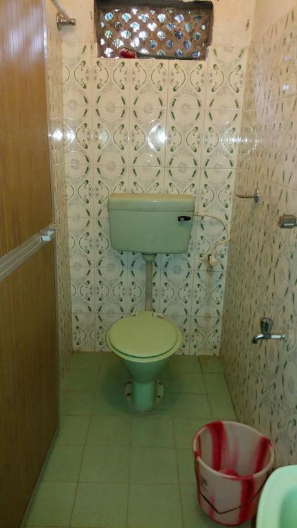 أرامبول Savitri Guest House الغرفة الصورة